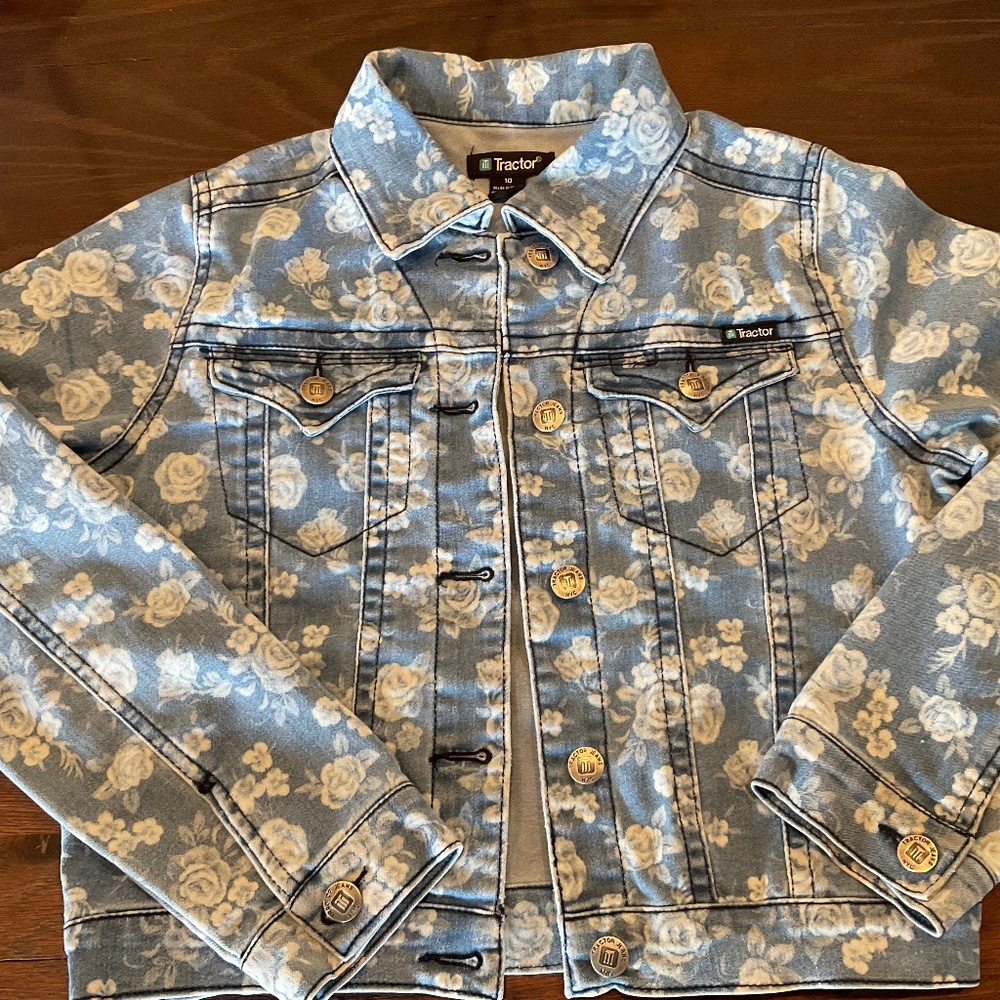 Tractor Girls Rose print Long sleeved Denim Jean Trucker Jacket EUC Size 10